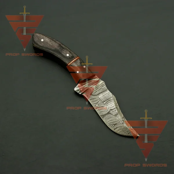 Mastercrafted Damascus Steel Fixed Blade Knife with Premium Sheath: Your Ultimate Companion